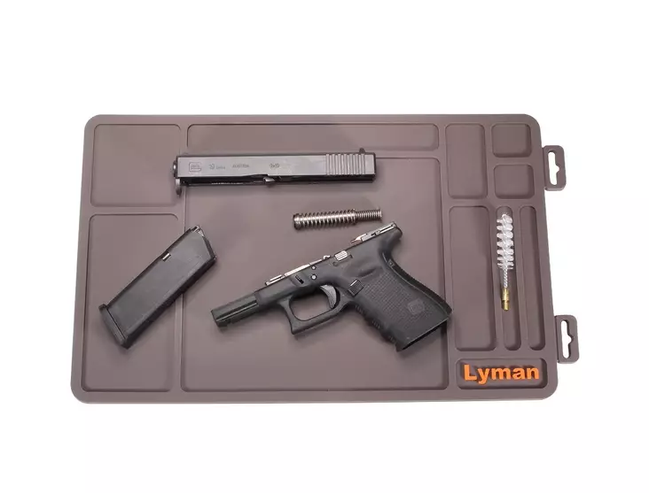 Lyman ESSENTIAL GUN MAINTENANCE MAT - Cleaning mats and stations - 04050 - 1